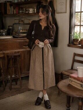Vintage Wool Tweed Blend Midi Skirt Neutral Academia Office Chic Small
